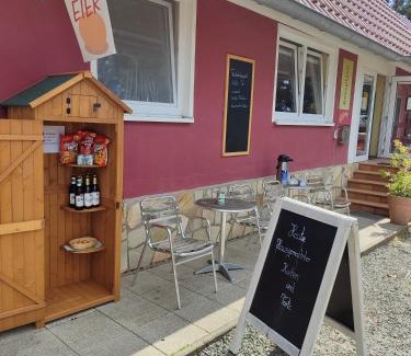 Oberhavel Otro | TinyHouse "Comet" am See, an der Mecklenburger Seenplatte