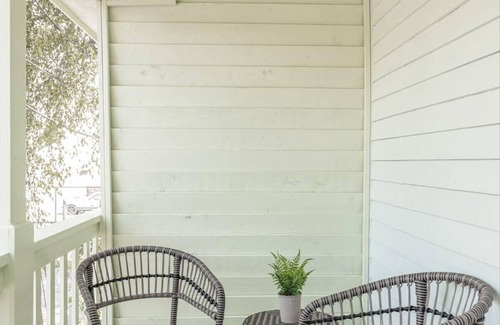 Cabbagetown Casa | Tip of the Hat by Minty Living