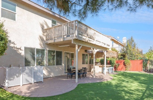 Menifee Casa | Tip-Sea on Meandering-Home on Golf Course-30-Day Rental