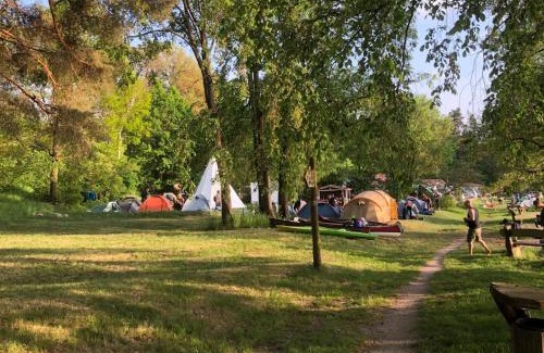Oberhavel Otro | Tipi Camp für Gruppen direkt am See, an der Mecklenburger Seenplatte