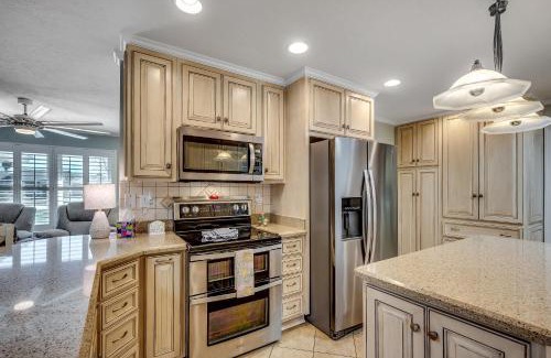 North Myrtle Beach Casa | Tipsy Turtle Pet Friendly Family House