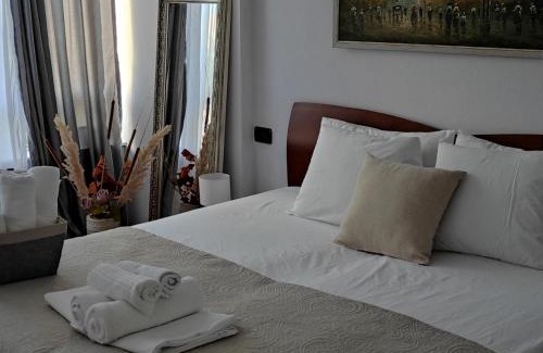Tirana Apartamento | Tirana Center Rustic Retreat