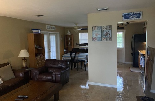 Gardendale Casa | Titusville Holiday Home