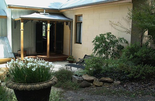 Ebenezer Cama Y Desayuno | Tizzana Winery Bed and Breakfast