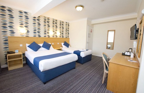 Torquay City Centre Hotel | TLH Derwent Hotel - TLH Leisure, Entertainment and Spa Resort