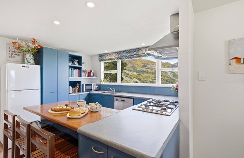 Akaroa Casa | Toad Hall - Akaroa Holiday Home