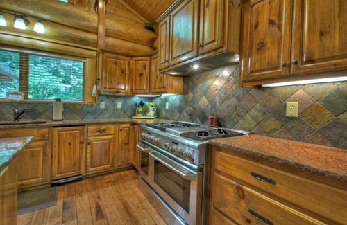 Blue Ridge Cabina | Toccoa Riverfront Log Cabin - Aska Adventure Area - The River Ridge Lodge