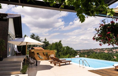 Petrovaradin Villa | Todor boutique house