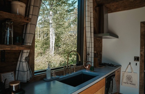 Tofte Cabina | Tofte Trails Private Vacation Rental Cabin with views on Minnesota's North Shore