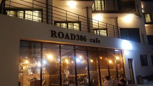 Iun Casa | Tongyeong Chorokbit Bada Pension