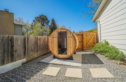 West Colorado Springs Casa | Tonka Valley - Chic Hot Tub BBQ Fire Pit