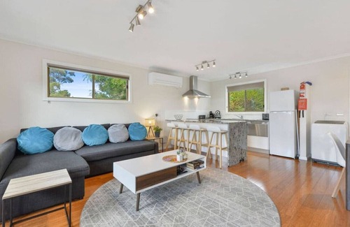 Binalong Bay Casa | Too Tyred - Binalong Bay