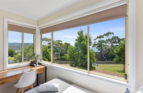 Binalong Bay Casa | Too Tyred - Binalong Bay