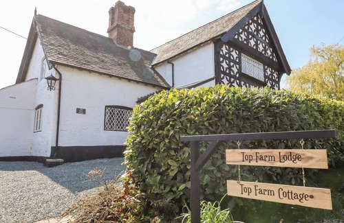 Knockin Cabaña | Top Farm Cottage