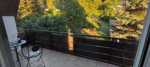 Lubbecke Apartamento | Top Ferienwohnung am Waldrand mit großem Balkon