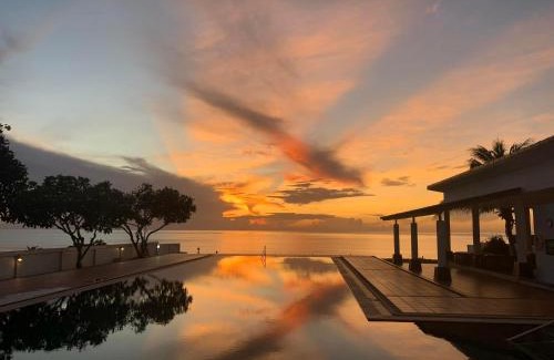 Khanom Apartamento | Top-Floor 1-Bedroom Ocean View Condo