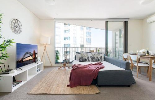 Wolli Creek Apartamento | Top Floor 2br Pool, Gym, Parking Airport, City
