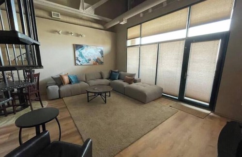 Sandusky Casa | Top Floor Condo By the Water