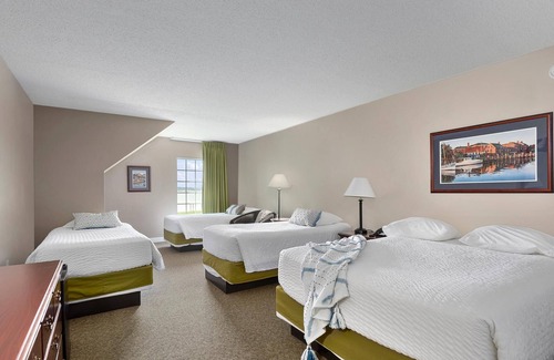 North East Casa | Top Floor Family Deluxe Bay View