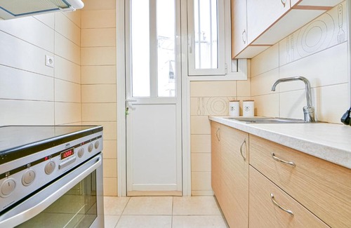 Nea Smirni Apartamento | Top floor renovated studio