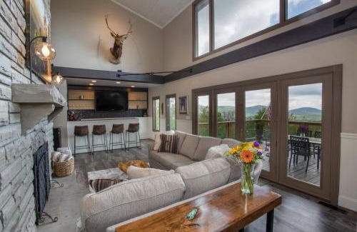 Seven Devils Casa | Top of the World