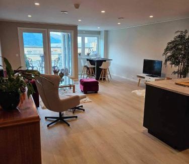 Nordfjordeid Apartamento | Toppleiligheit - Eidsgata 49