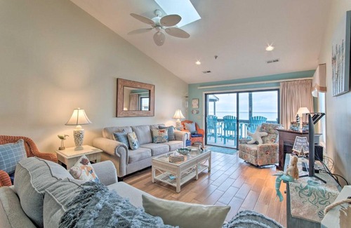 Sneads Ferry Apartamento | Topsail Beach Oceanfront Oasis with Stunning Views!