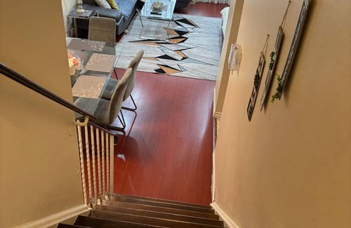 Malton Casa | Toronto Pearson Airport Home