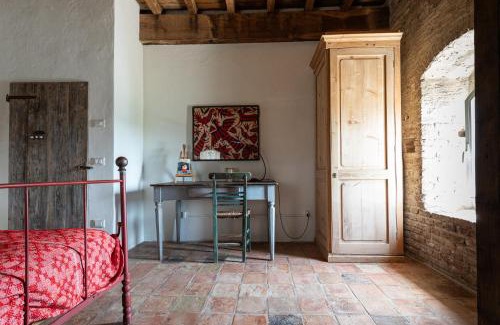 Santarcangelo di Romagna Villa | Torre dei Battagli-Dormi in una torre medievale