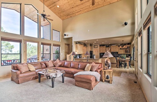 Torreon Cabina | Torreon 'Crow's Nest' Mountain Home w/ Views!