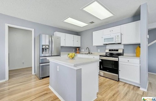 Meadow Lake Casa | Total Remodel Large and Clean 8 Beds
