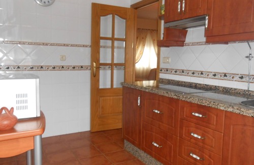 Alcalá de Guadaira Chalet De Esquí | CHALET ALOJAMIENTO TURISTICO. 14 PLAZAS. 5 DORMITORIOS. PISCINA Y JARDIN,