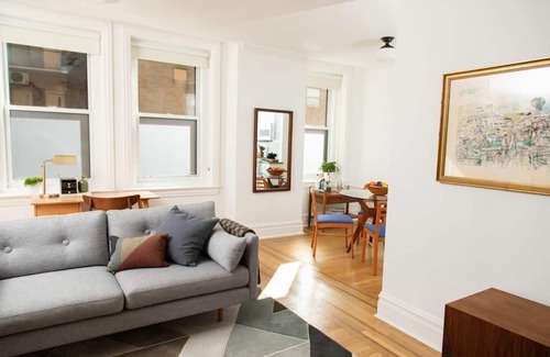 Center City Apartamento | Touraine Unit 104 in Philadelphia