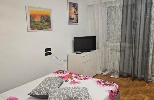 Quartiere XXIV Don Bosco Apartamento | Tourist Accommodation Rome, Cinecittà