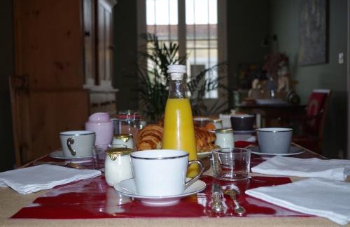 Neac Cama Y Desayuno | Tournefeuille La Cure