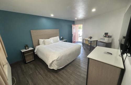 North State Hotel | Town and Country Inn