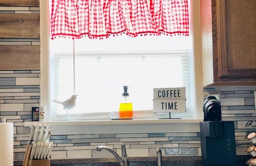 Checotah Casa | Town & Country Cottage