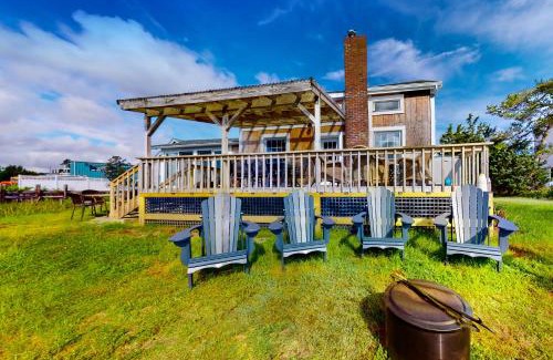 Orleans Casa | Town Cove Oyster House