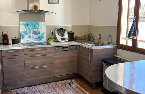 Chateau Gombert Casa | Town house, Marseille, in the heart of the Chateau Gombert district