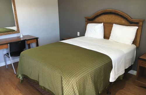 Lynwood Hotel | Town House Motel