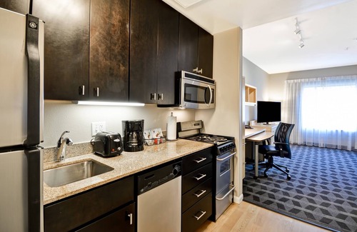 Lewisville Hotel | TownePlace Suites by Marriott Dallas Lewisville