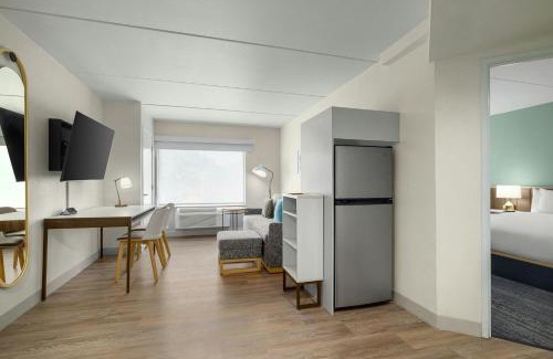 Charlotte Hotel | TownePlace Suites by Marriott Charlotte LoSo