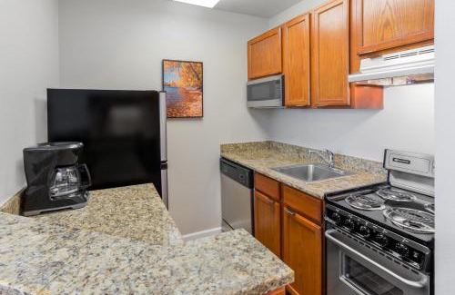 St. Louis Park Hotel | TownePlace Suites Minneapolis West/St. Louis Park