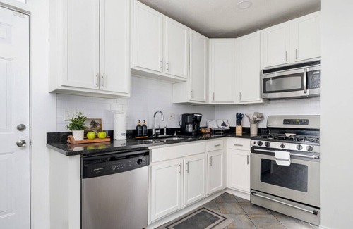 Near East Columbus Casa | Townhome|Backyard|Patio|NCH