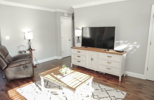 Branson Theater District Casa | Townhome-colonial A 2 Bedroom Townhouse