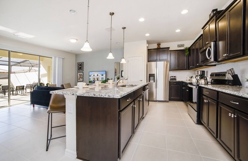 Four Corners Cabaña | Townhome Splash Pool BBQ Free Water Park!