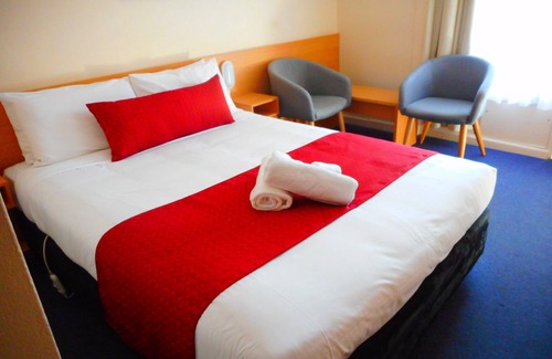 Cowra Hotel | Townhouse Motel