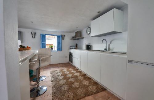 Gaucín Casa | Townhouse Sleeps 6 with Private Pool