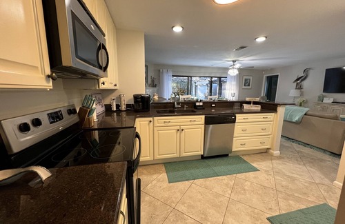 Palm Valley Casa | TPC Sawgrass Coastal Retreat-Pool, Hot tub, golf, beach, pickle ball Mayo Clinic