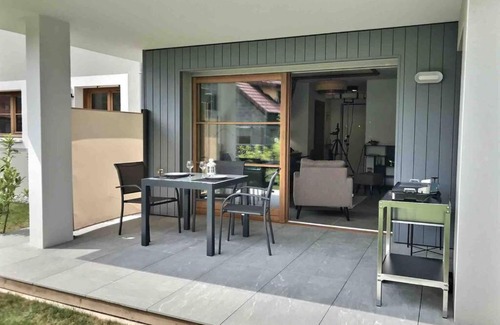 Talloires-Montmin Apartamento | Très bel Appartement en rez de jardin, Talloires